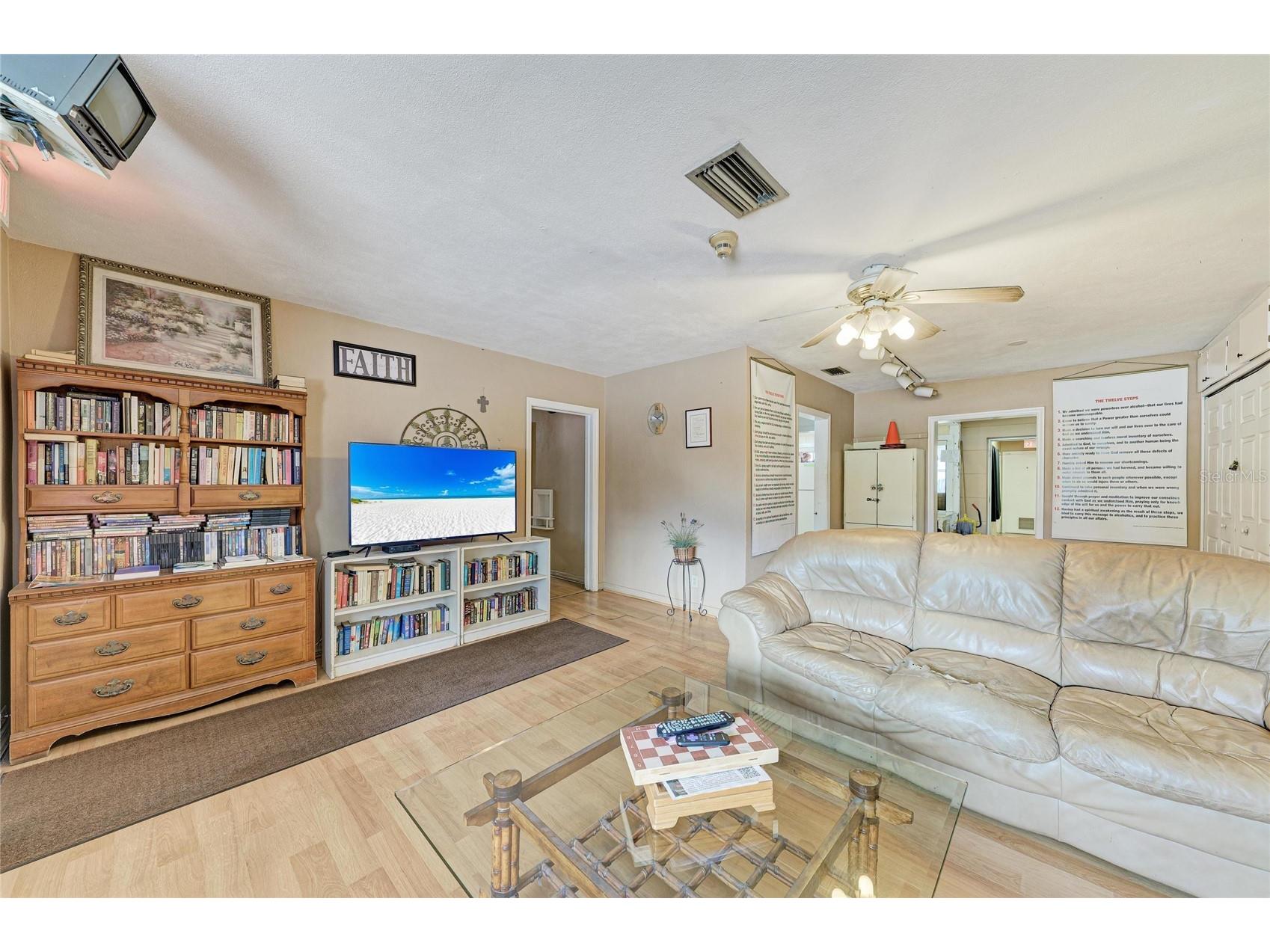 1205 44th Avenue E Bradenton FL 34203 A4680578 image10