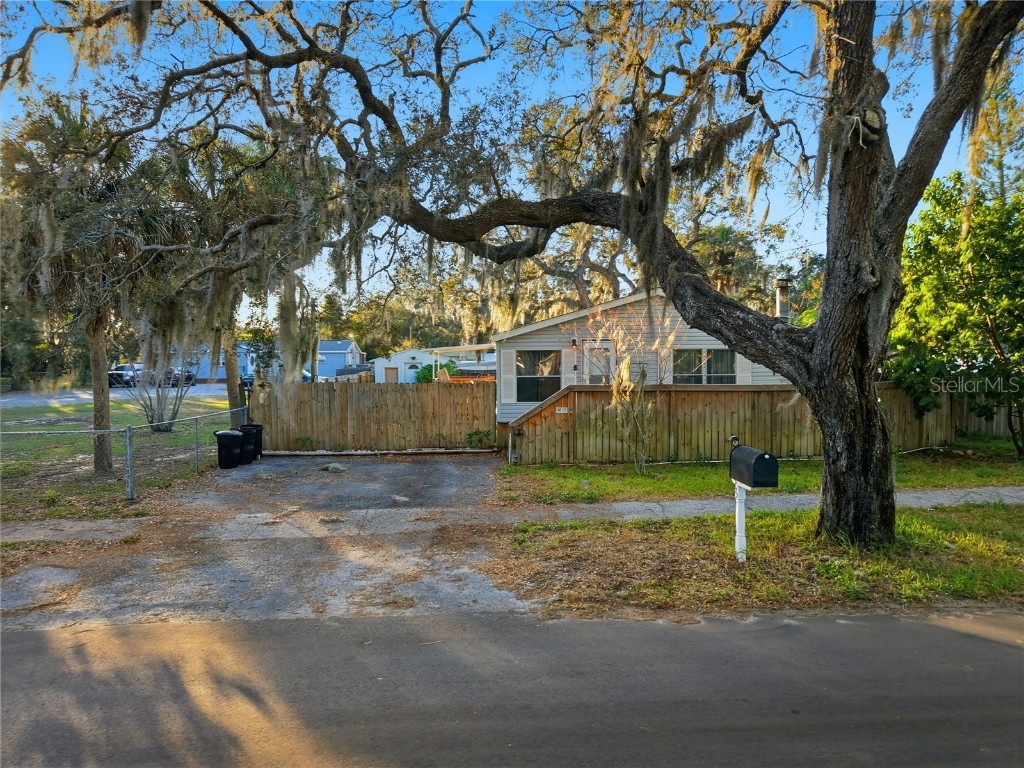 1205 Calvary Road Holiday FL 34691 TB8455069 image1