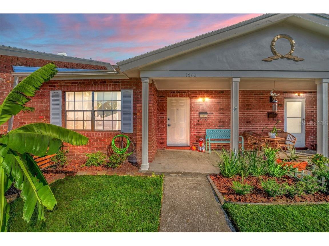 1205 Carriage Lane Orlando FL 32807 O6253219 image1