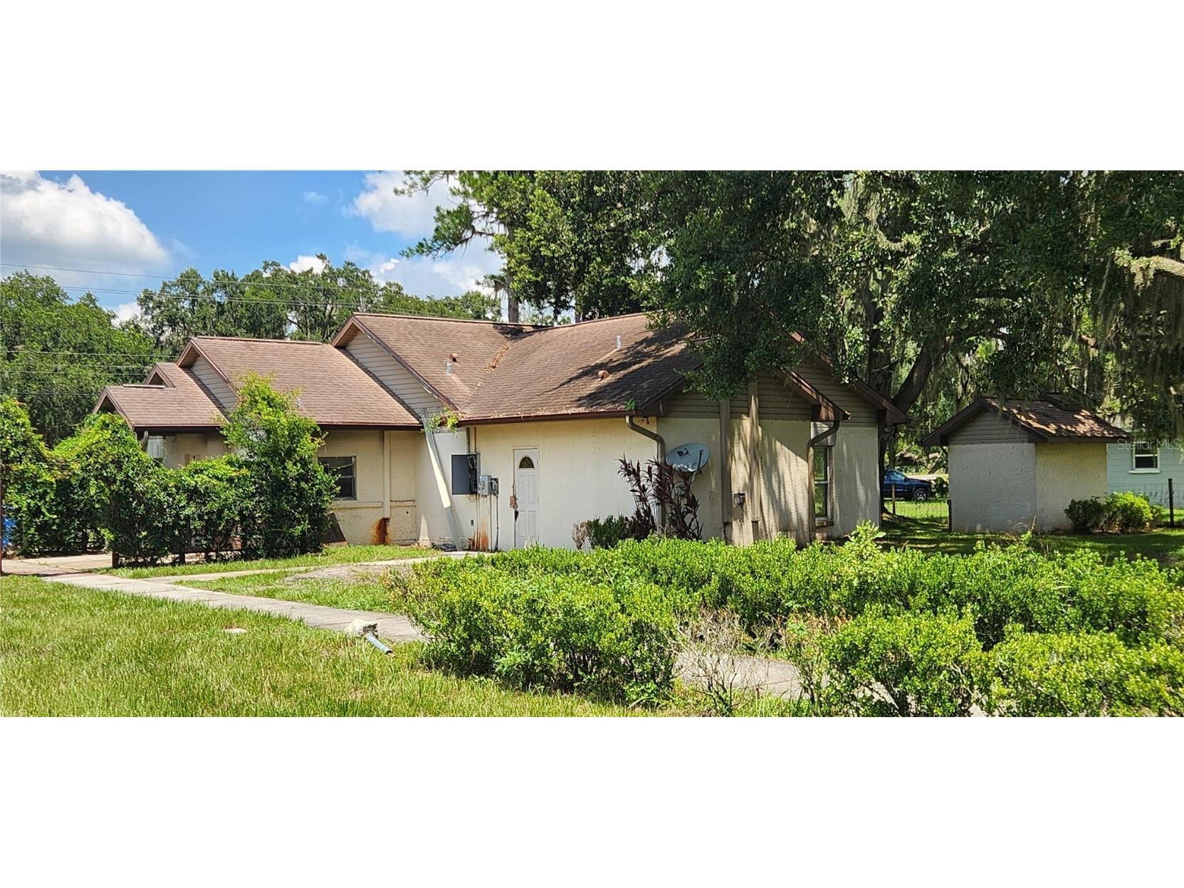 1205 E Knights Griffin Road Plant City FL 33565 L4956525 image11