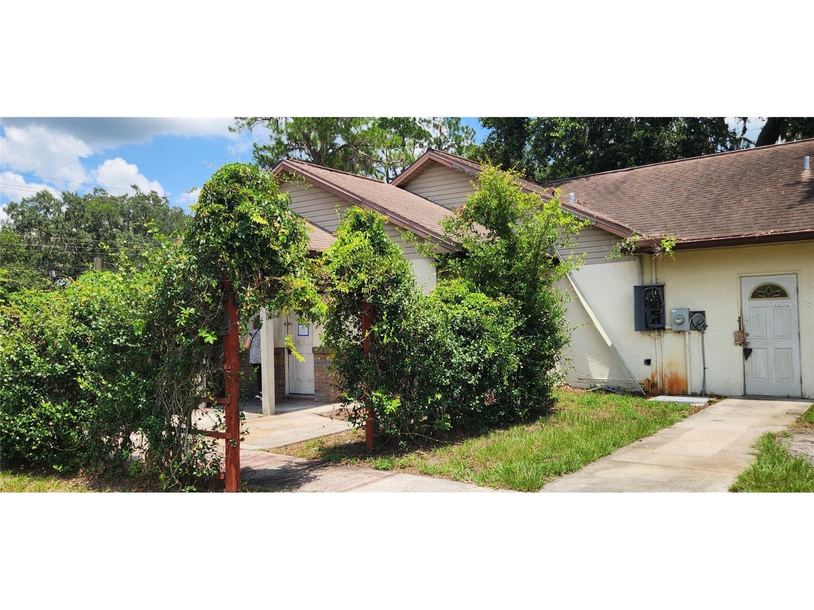 1205 E Knights Griffin Road Plant City FL 33565 L4956525 image12