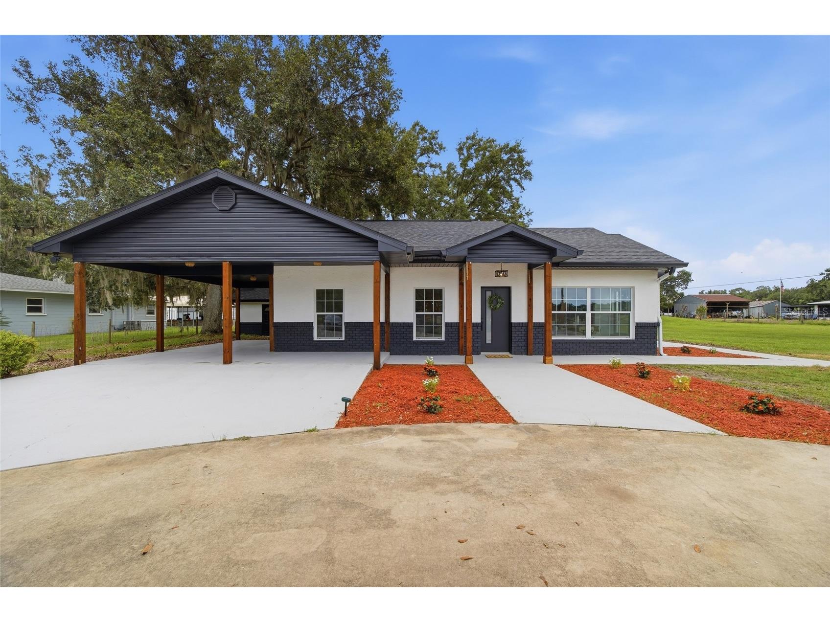 1205 E Knights Griffin Road Plant City FL 33565 TB8518134 image1