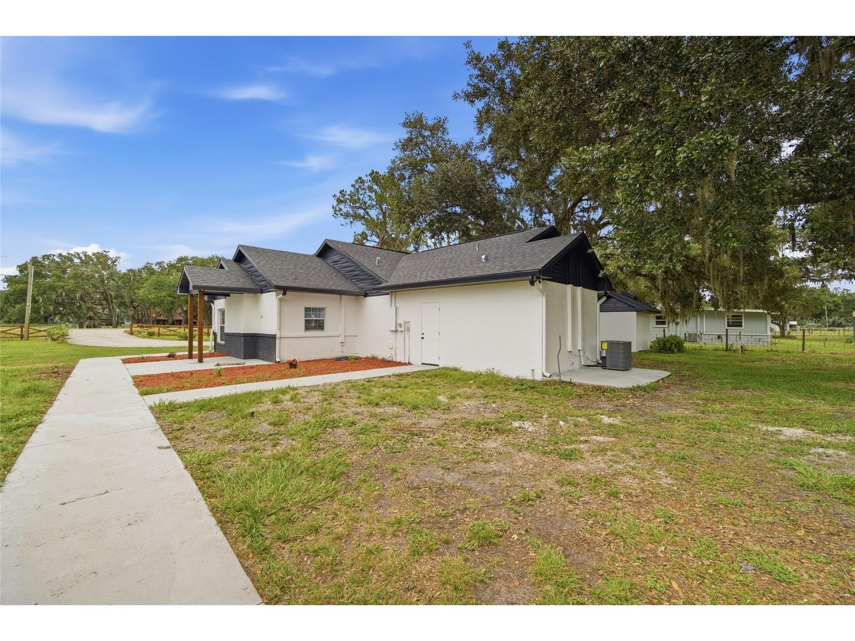 1205 E Knights Griffin Road Plant City FL 33565 TB8518134 image49