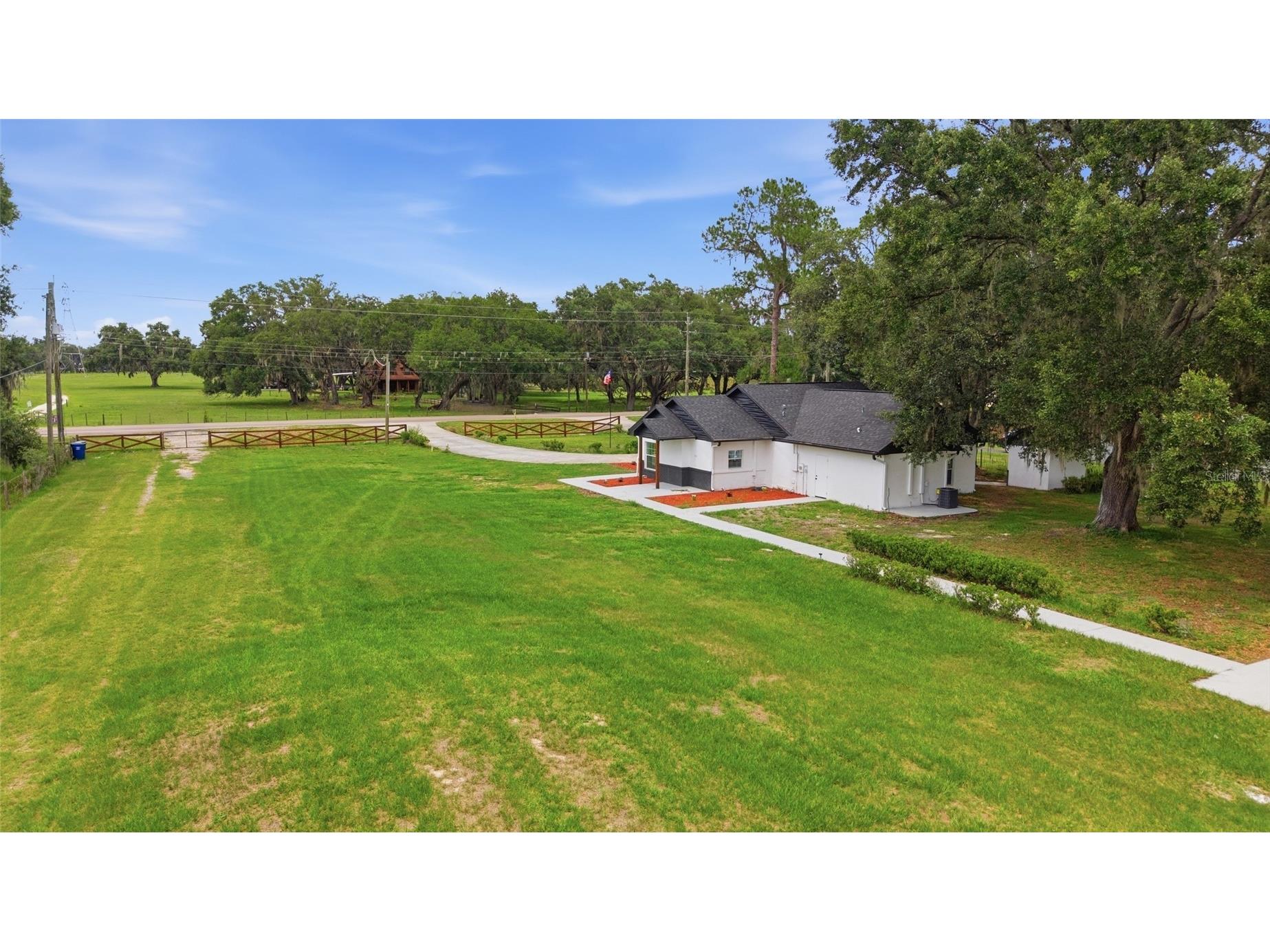 1205 E Knights Griffin Road Plant City FL 33565 TB8518134 image56