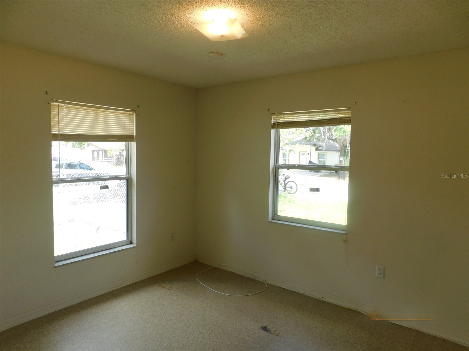 1205 E Laura Street Plant City FL 33563 TB8495465 image5