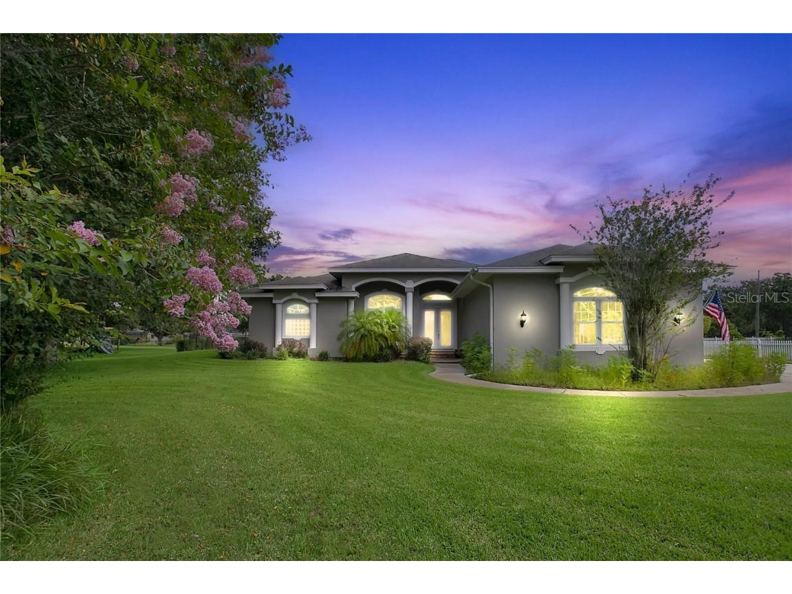 1205 Grey Fox Hollow Drive Winter Haven FL 33880 L4938407 image1