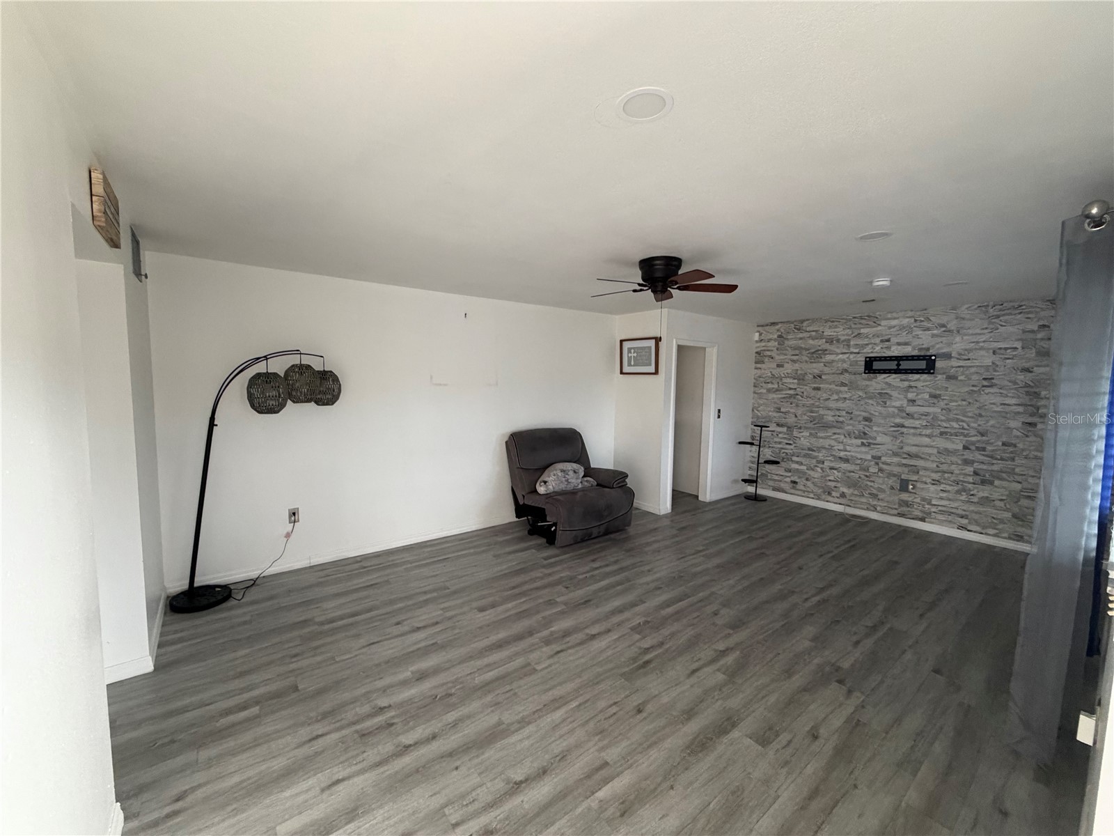 1205 Hacienda Drive Sun City Center FL 33573 TB8483748 image3