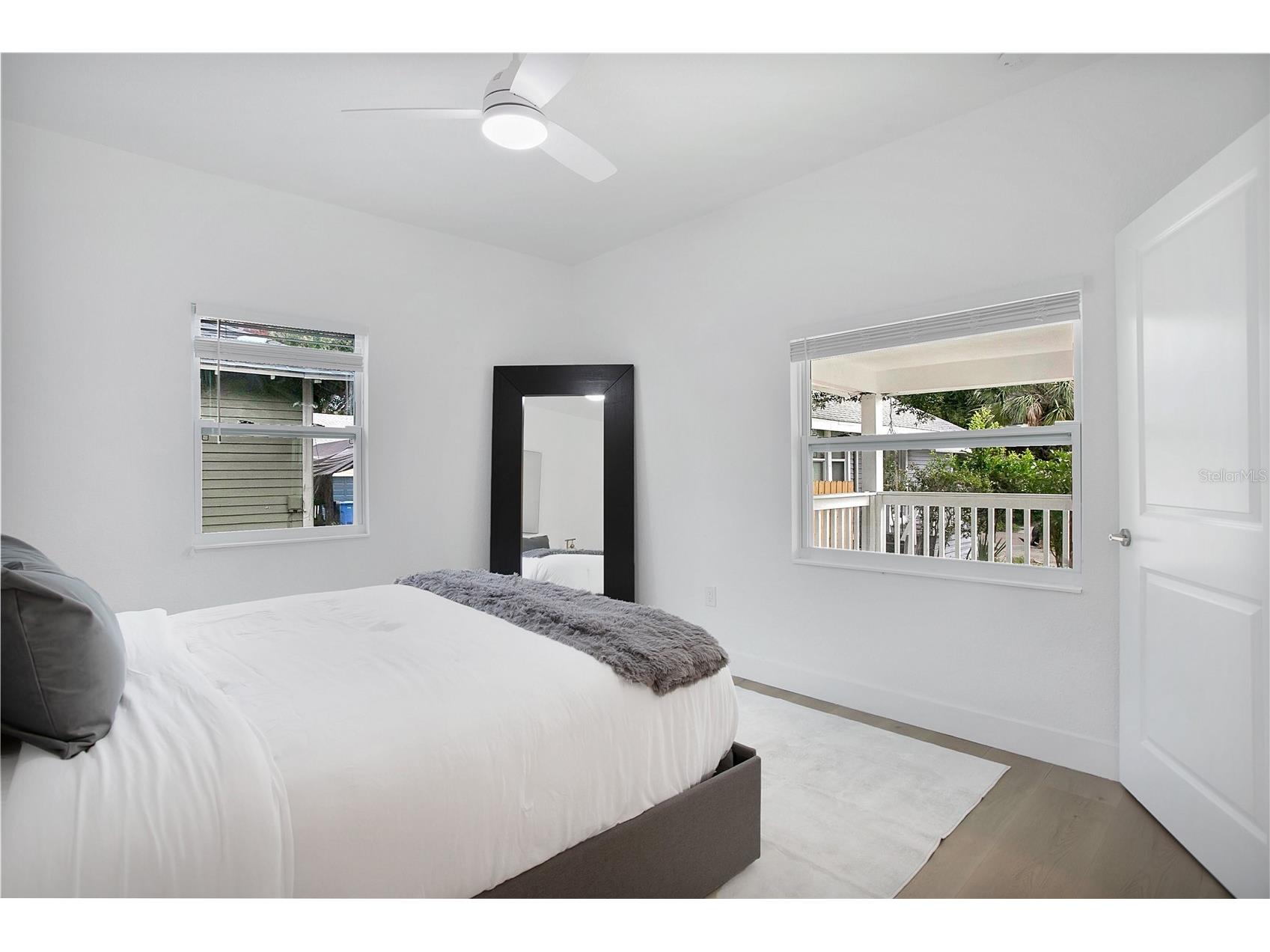 1205 Highland Street S Saint Petersburg FL 33701 A4677248 image11