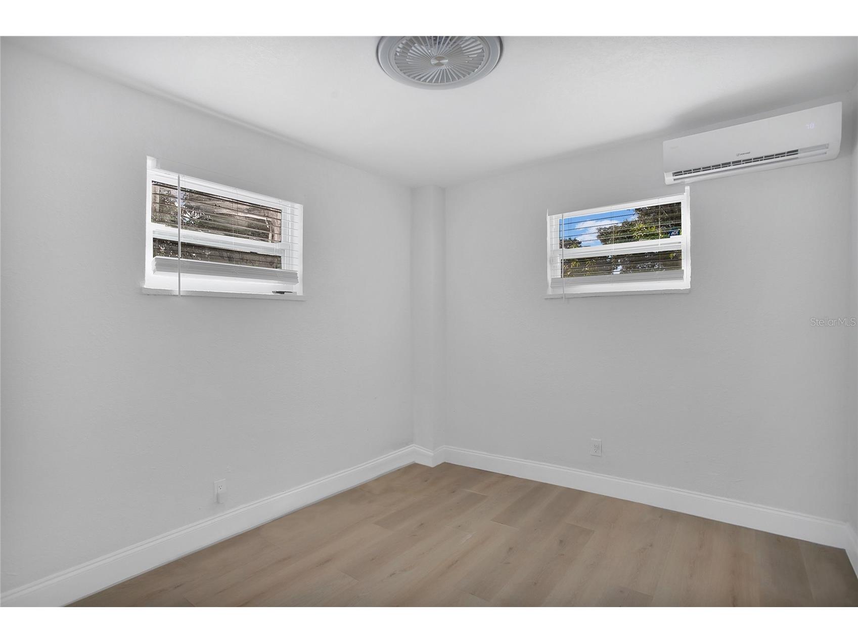 1205 Highland Street S Saint Petersburg FL 33701 A4677248 image28