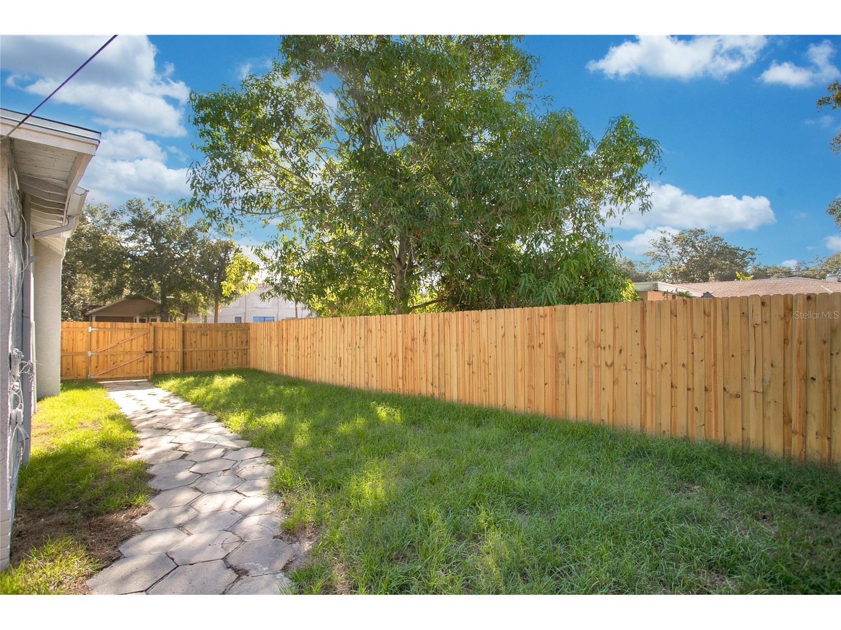 1205 Highland Street S Saint Petersburg FL 33701 A4677248 image32