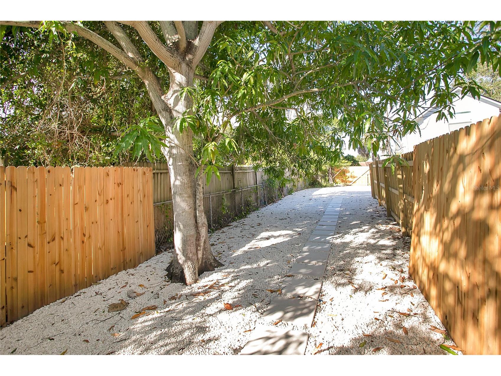 1205 Highland Street S Saint Petersburg FL 33701 A4677248 image34