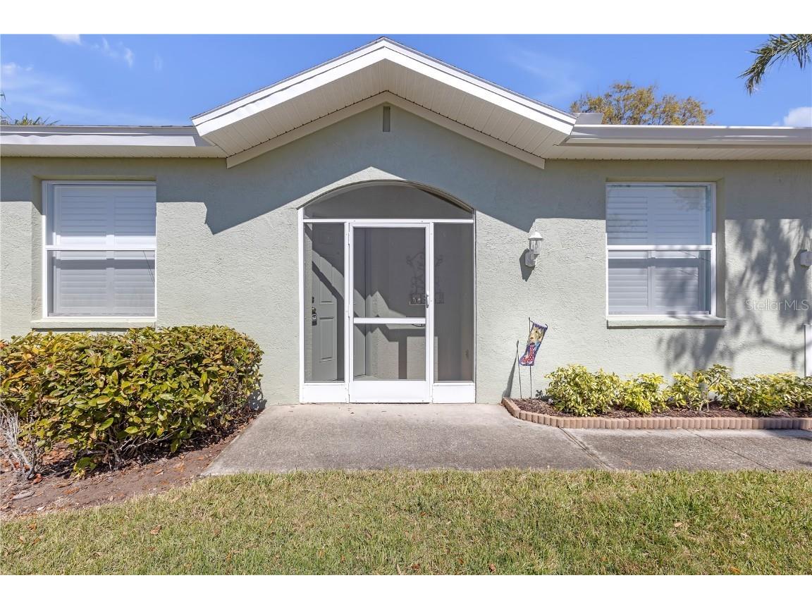 1205 Huntington Greens Drive Sun City Center FL 33573 TB8357168 image1
