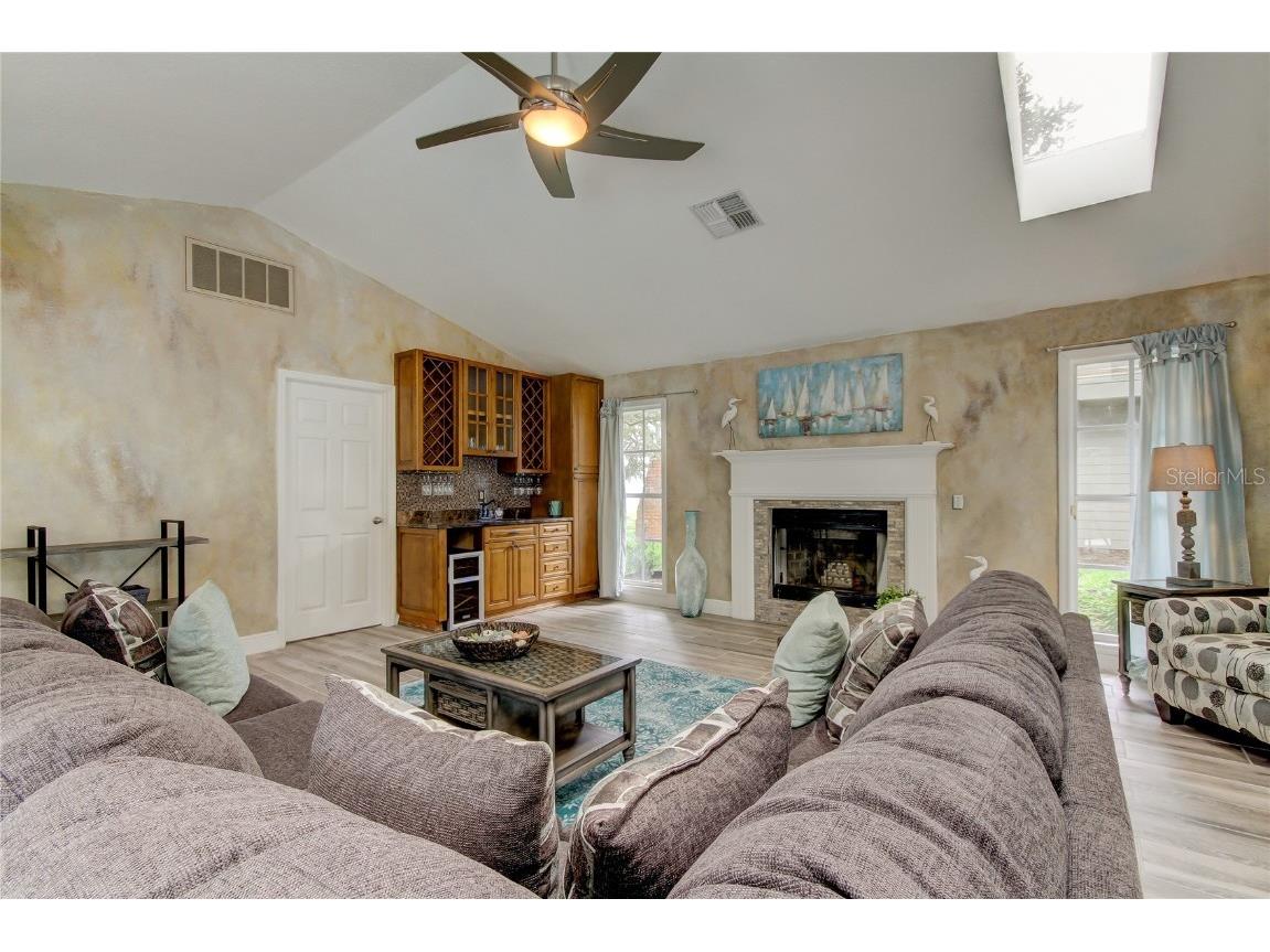 1205 N Bayshore Drive Safety Harbor FL 34695 U8158659 image8