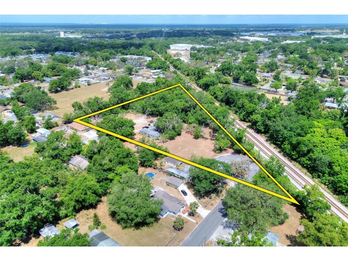 1205 Neville Avenue Lakeland FL 33805 L4952590 image1