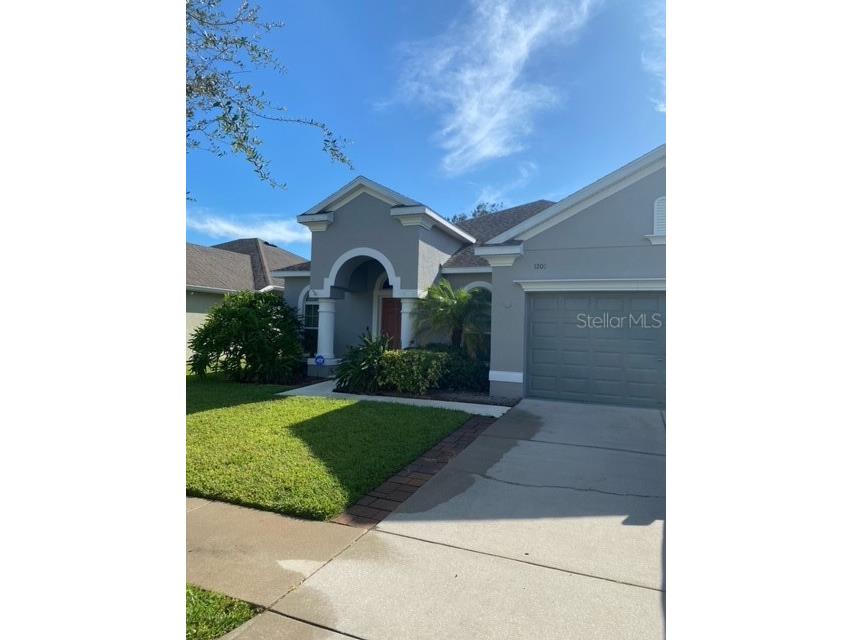 1205 Parker Den Drive Ruskin FL 33570 T3458919 image1