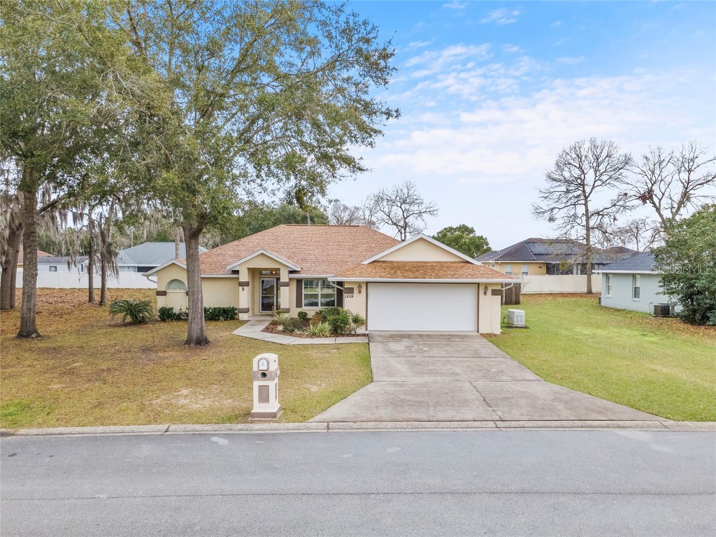 1205 SE 66th Avenue Ocala FL 34472 OM655179 image1