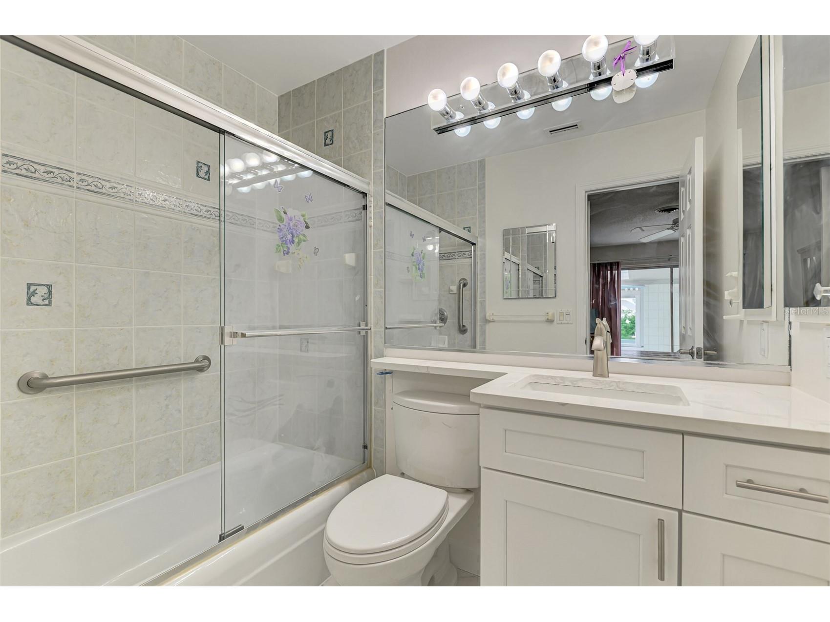 1205 Tarpon Center Drive #E2 Venice FL 34285 - WALK TO GULF OF AMERICA N6143822 image20