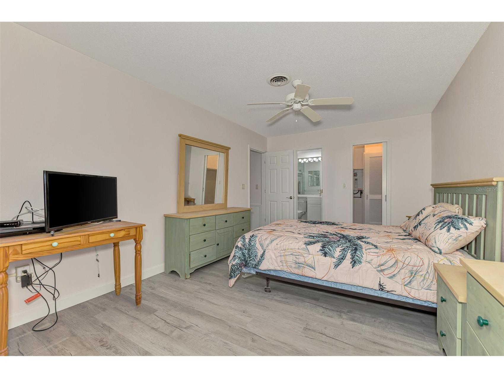 1205 Tarpon Center Drive #E2 Venice FL 34285 - WALK TO GULF OF AMERICA N6143822 image21
