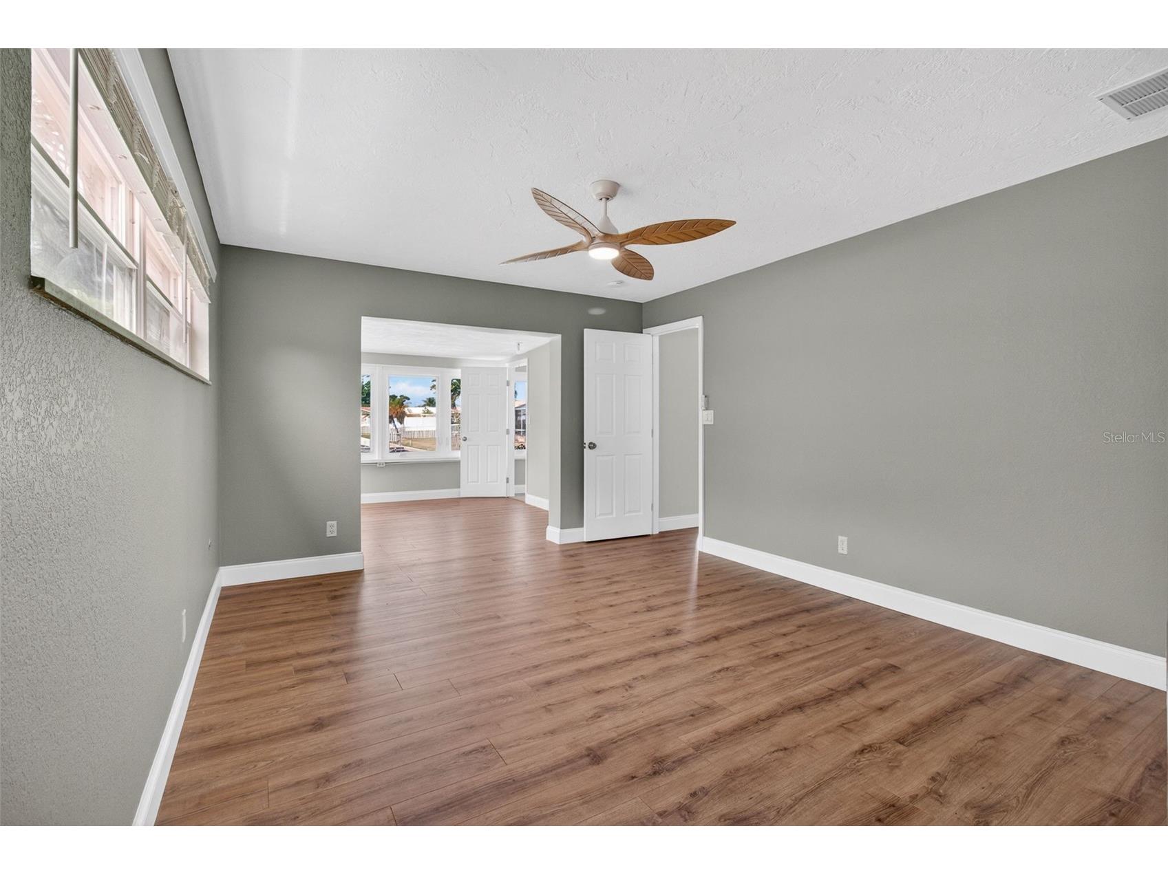 12050 7th Street E Treasure Island FL 33706 TB8508323 image15
