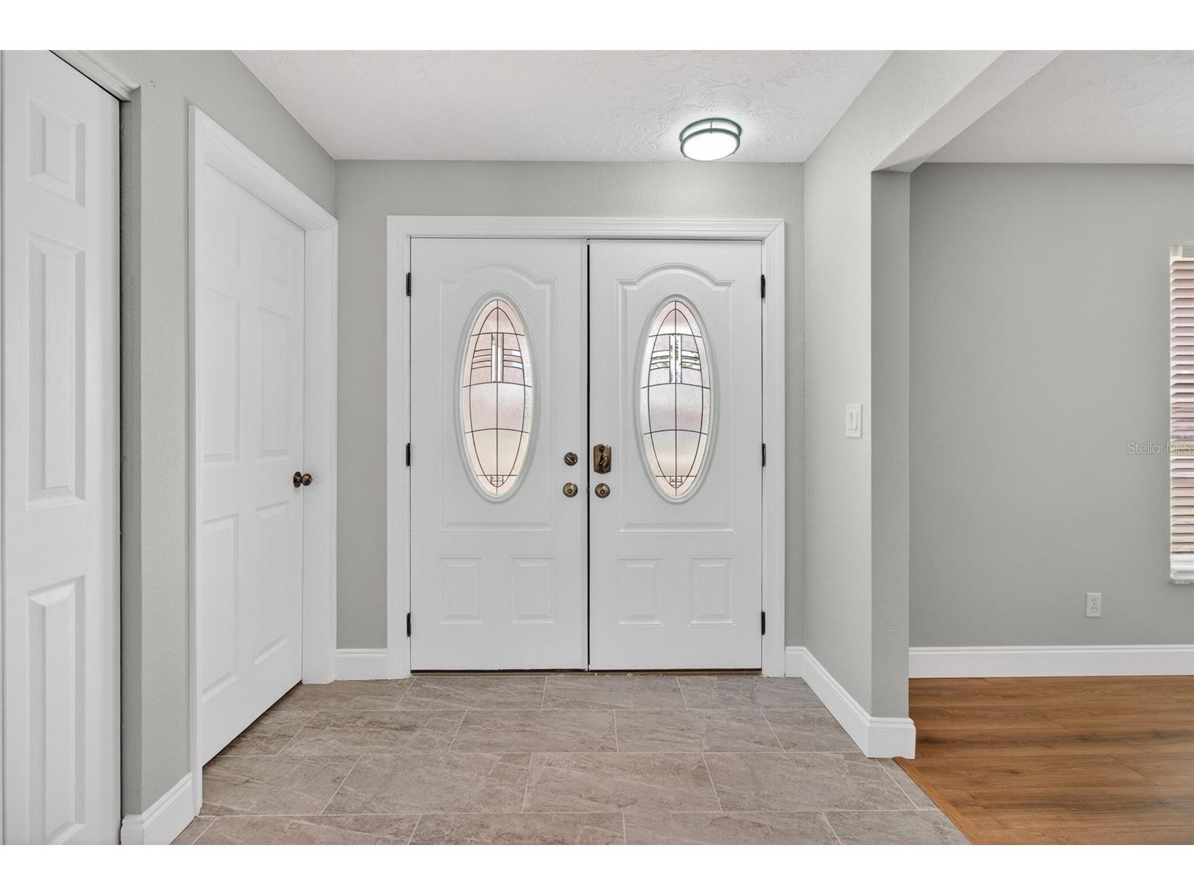 12050 7th Street E Treasure Island FL 33706 TB8508323 image3