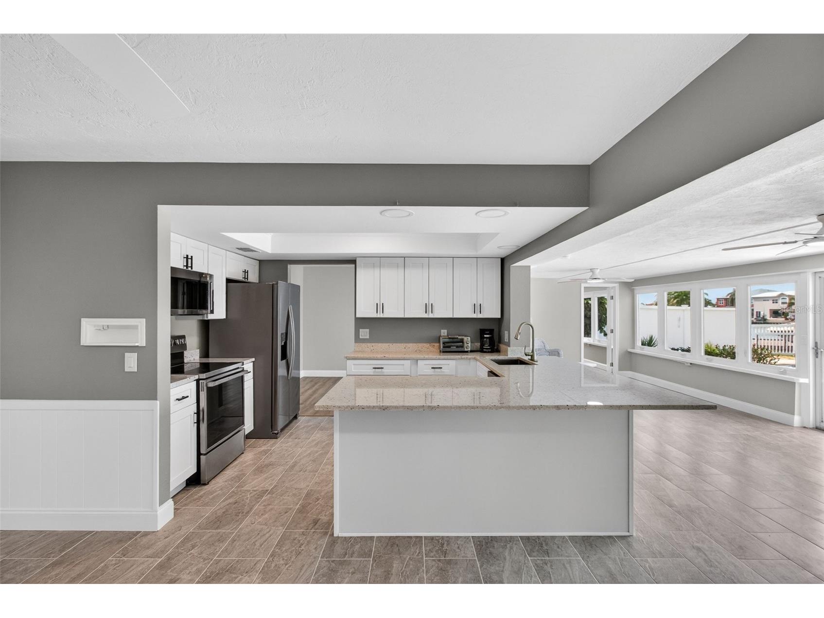 12050 7th Street E Treasure Island FL 33706 TB8508323 image6