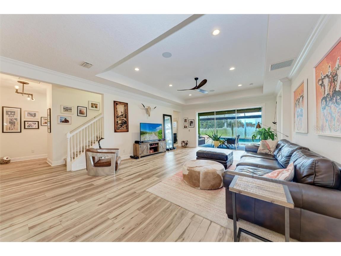 12051 Forest Park Circle Bradenton FL 34211 A4662024 image10