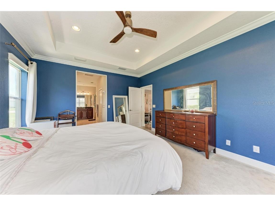 12051 Forest Park Circle Bradenton FL 34211 A4662024 image23