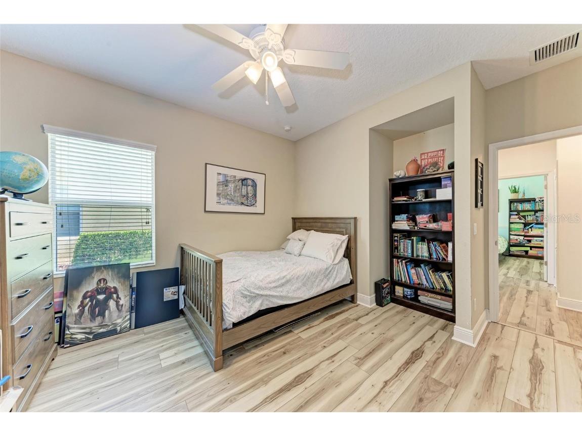 12051 Forest Park Circle Bradenton FL 34211 A4662024 image31