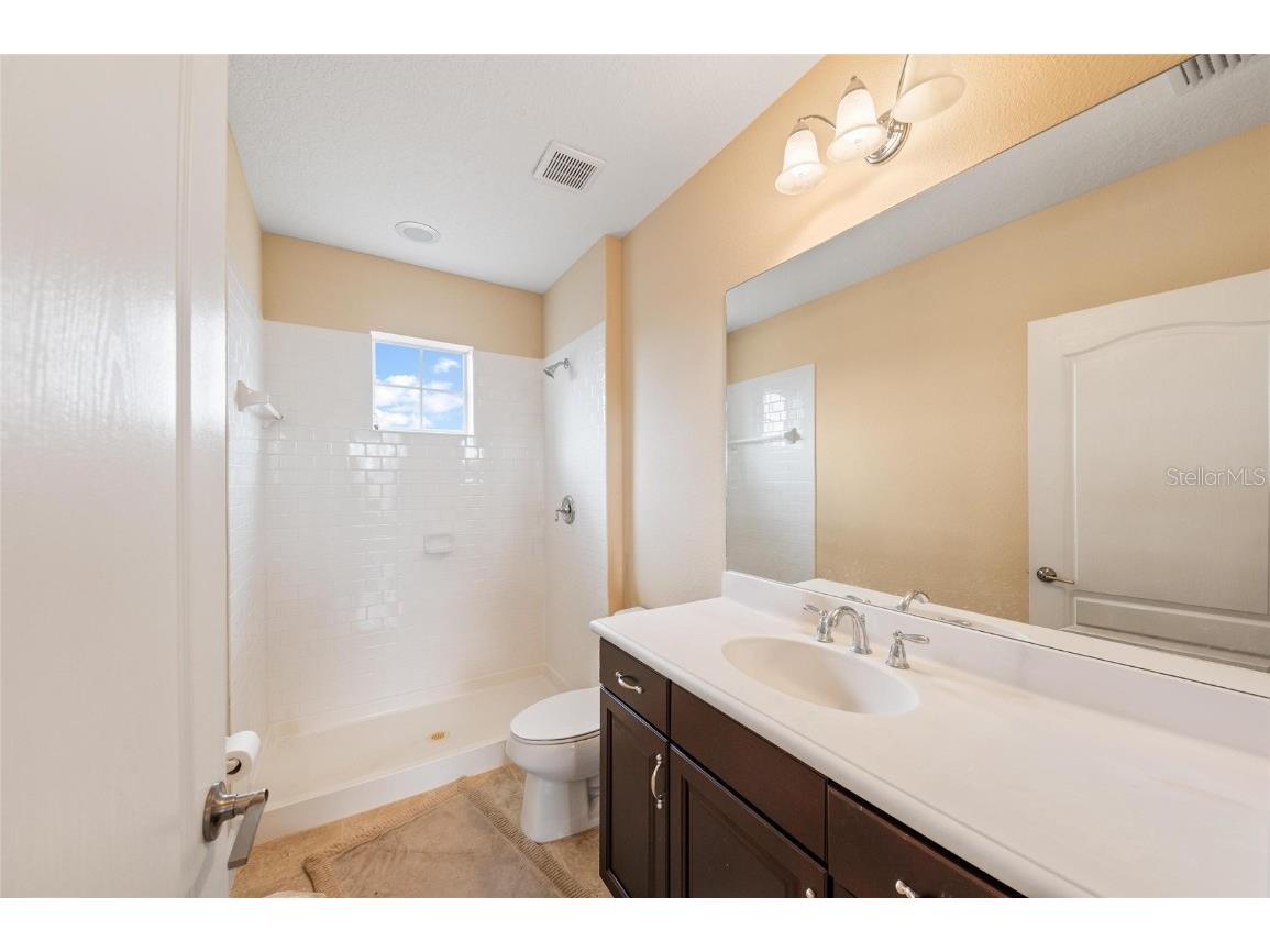 12051 Forest Park Circle Bradenton FL 34211 A4662024 image39