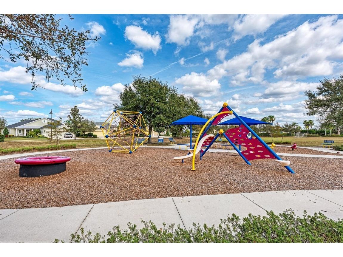 12051 Forest Park Circle Bradenton FL 34211 A4662024 image56