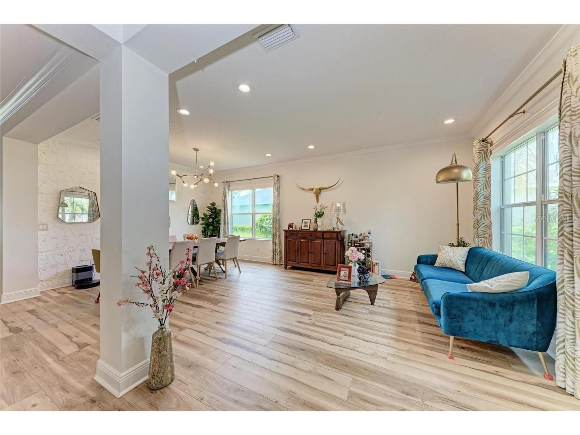 12051 Forest Park Circle Bradenton FL 34211 A4662024 image7