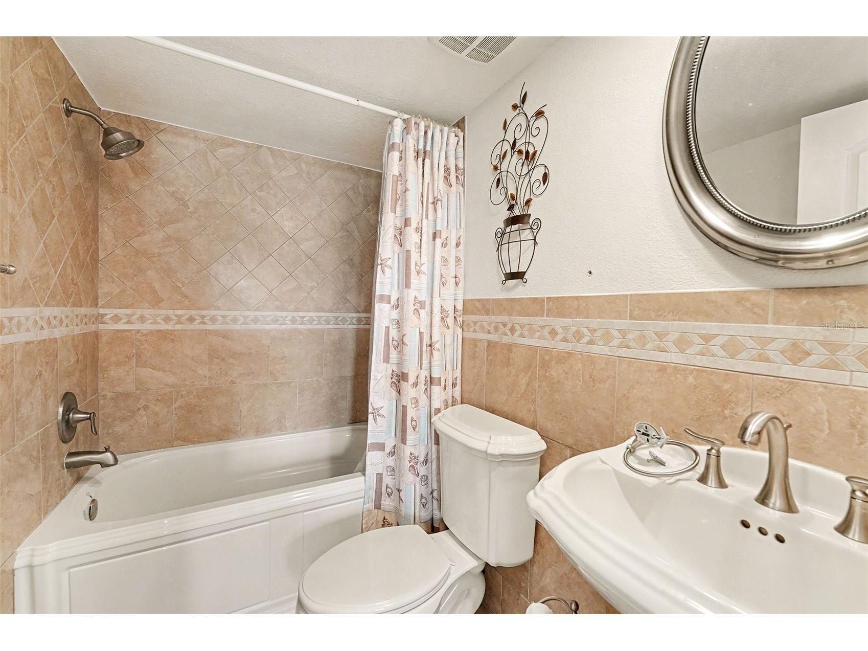 12055 3rd Street E #101 Treasure Island FL 33706 TB8457604 image11