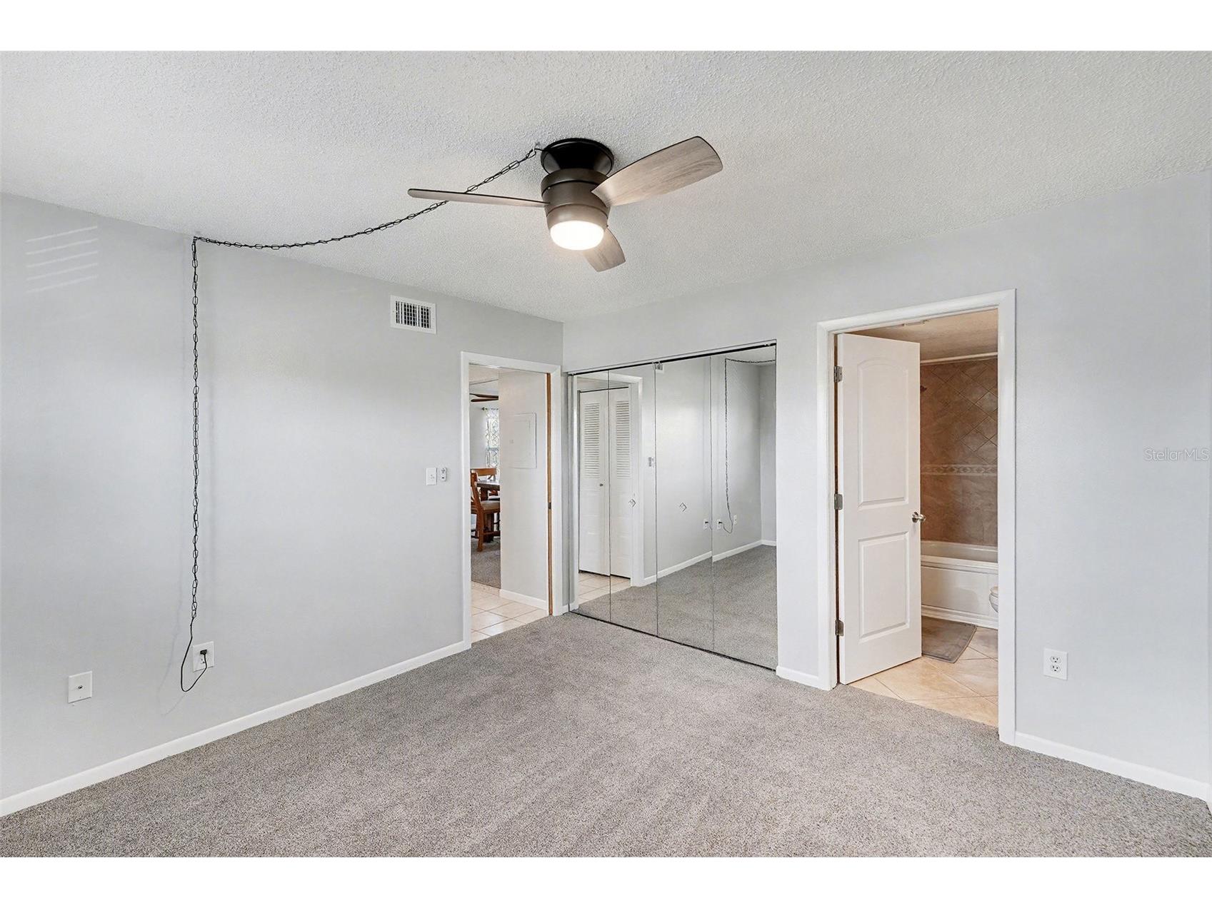 12055 3rd Street E #101 Treasure Island FL 33706 TB8457604 image12