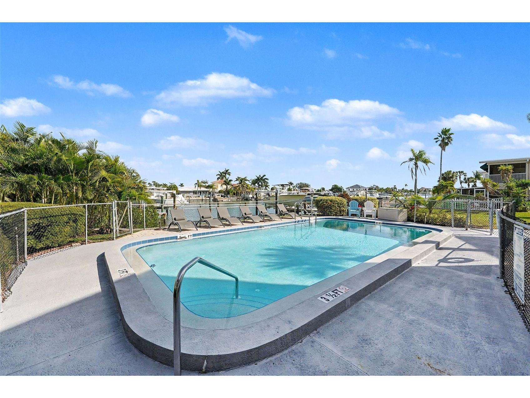 12055 3rd Street E #101 Treasure Island FL 33706 TB8457604 image13
