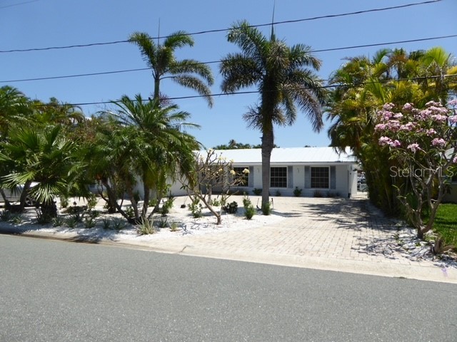 12055 4th Street E Treasure Island FL 33706 - BOCA CIEGA BAY TB8514614 image3