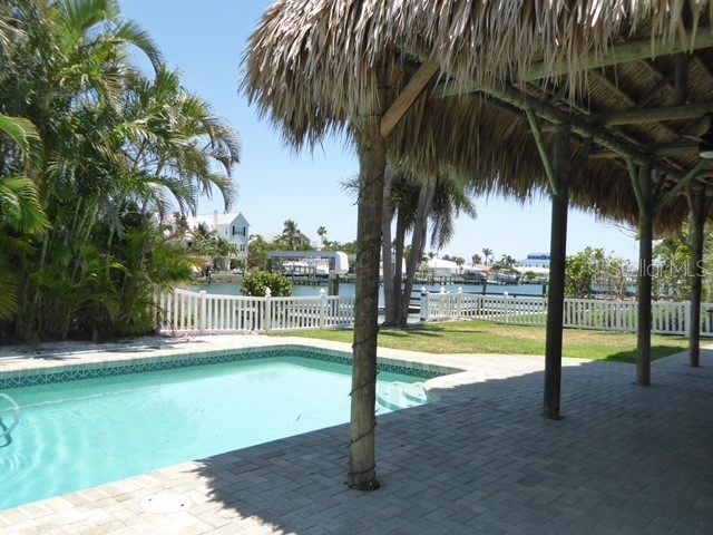 12055 4th Street E Treasure Island FL 33706 - BOCA CIEGA BAY TB8514614 image8