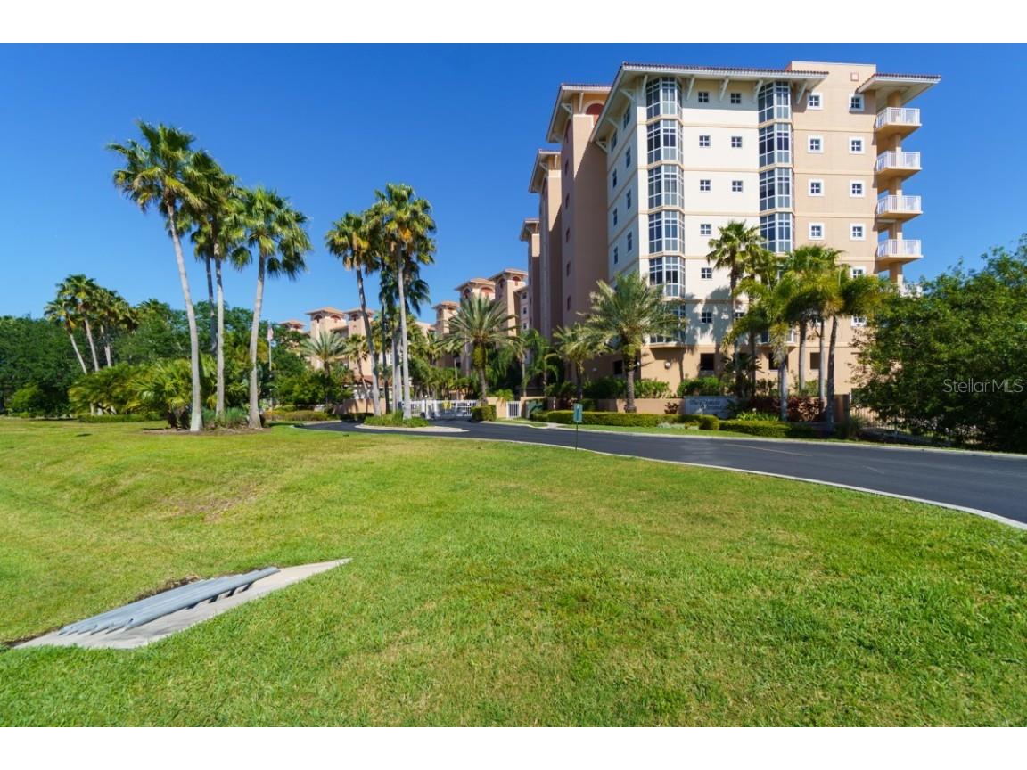 12055 Gandy Boulevard N #231 Saint Petersburg FL 33702 - TAMPA BAY U8239079 image1