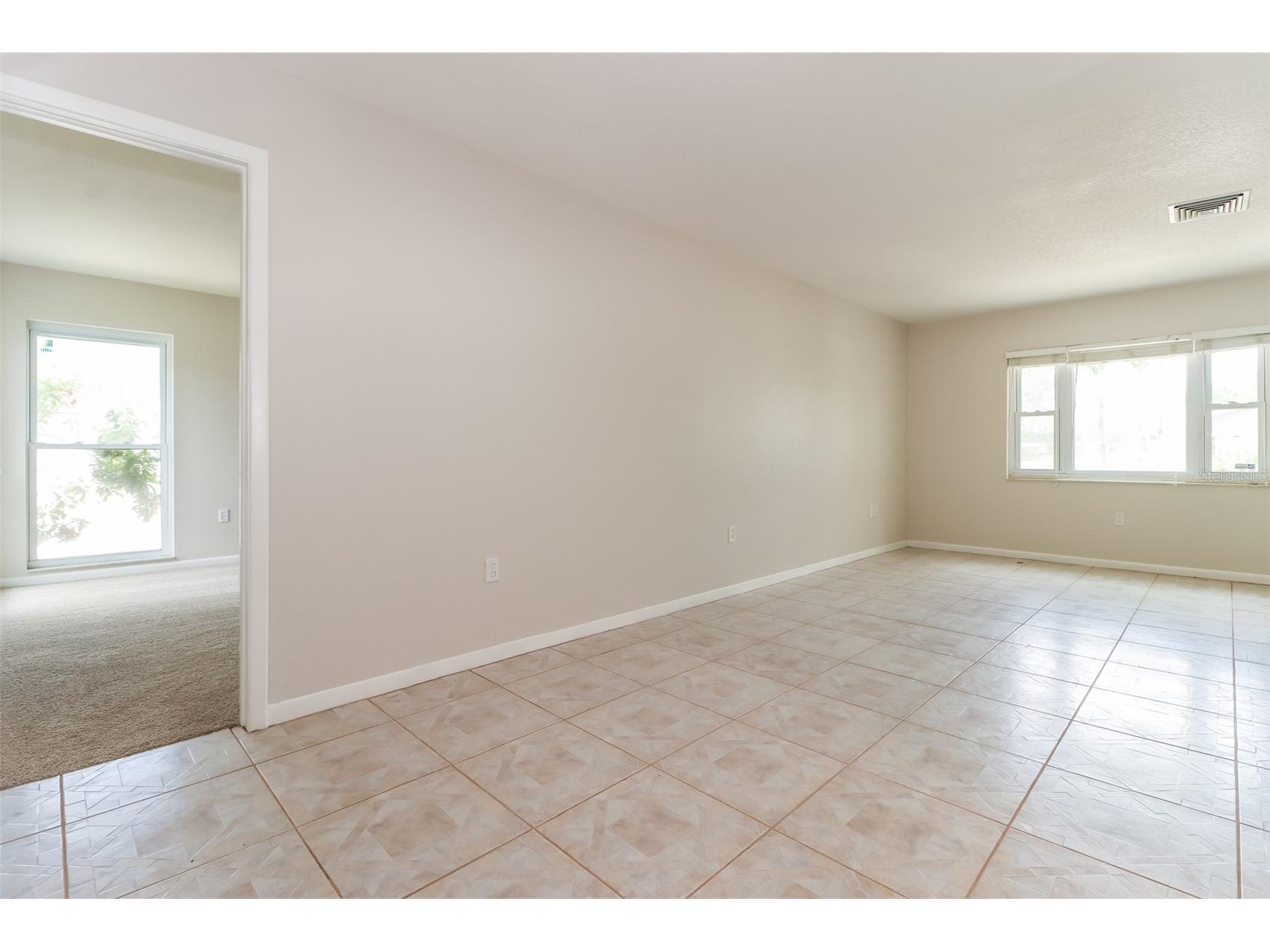 12056 93rd Street Largo FL 33773 TB8512651 image3