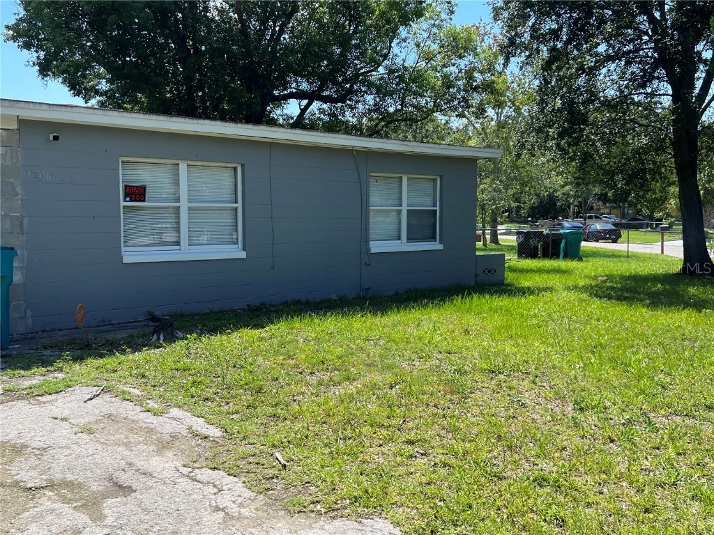 1206 Carlsbad Place Orlando FL 32808 O6131227 image1