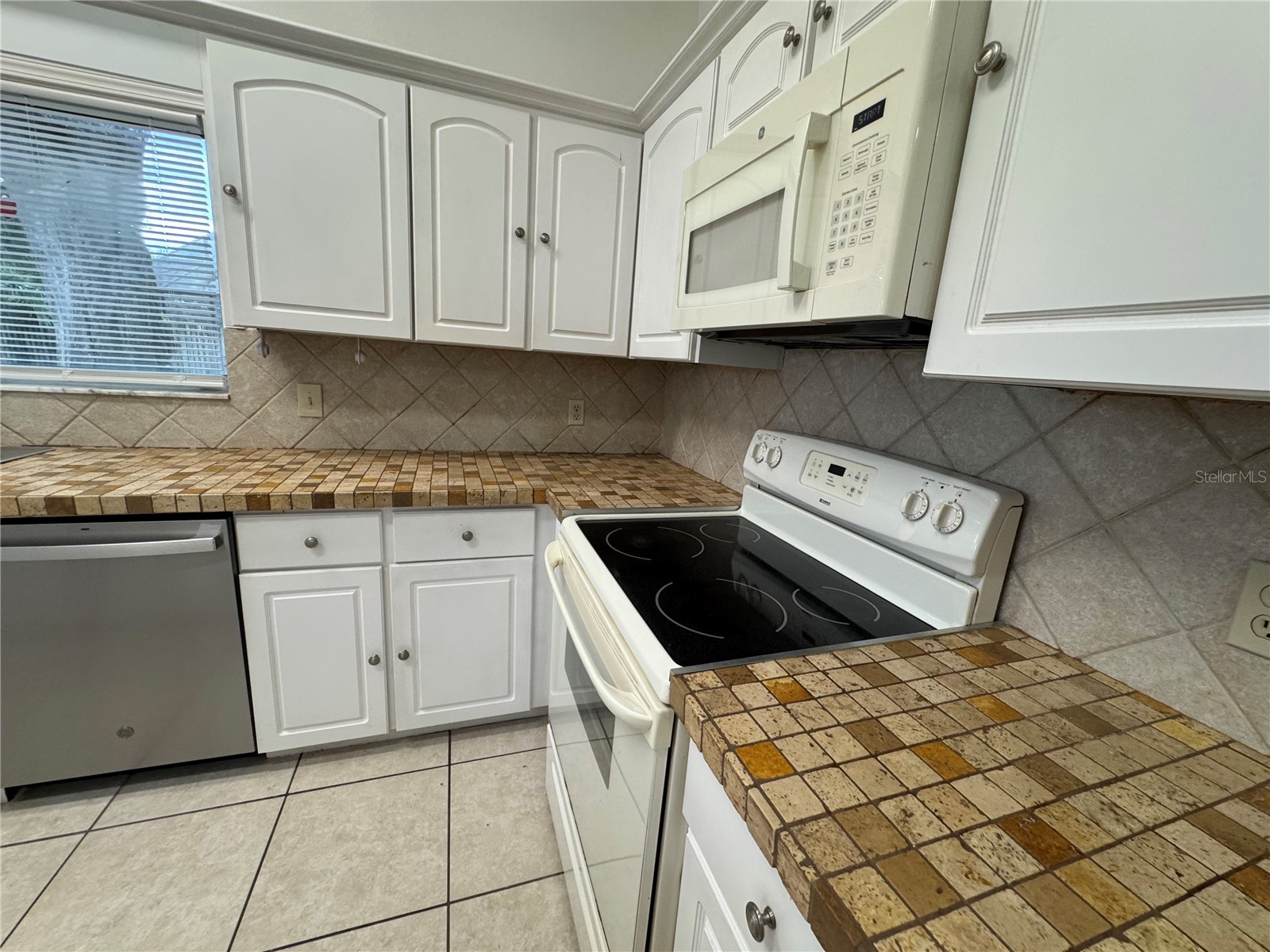 1206 Cornerstone Court Orlando FL 32835 O6378331 image13