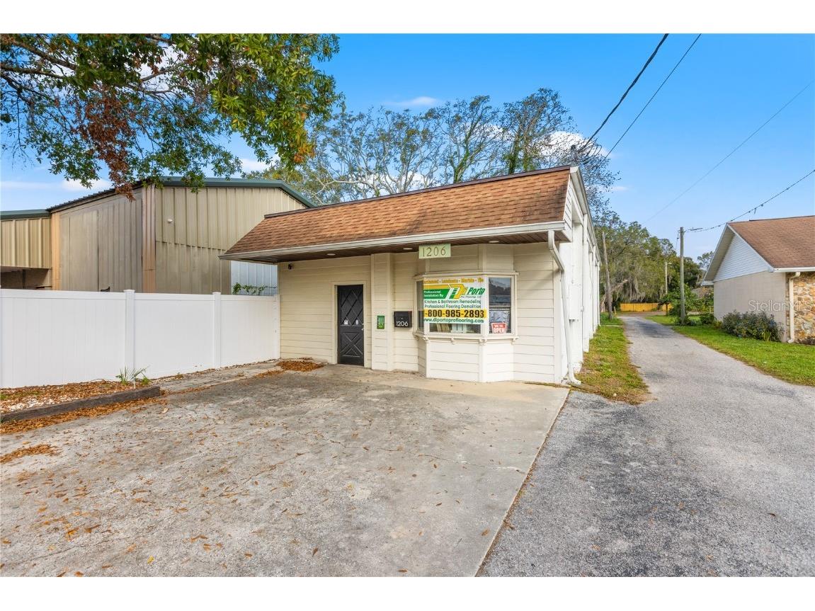 1206 E Baker Street Plant City FL 33563 T3420275 image1