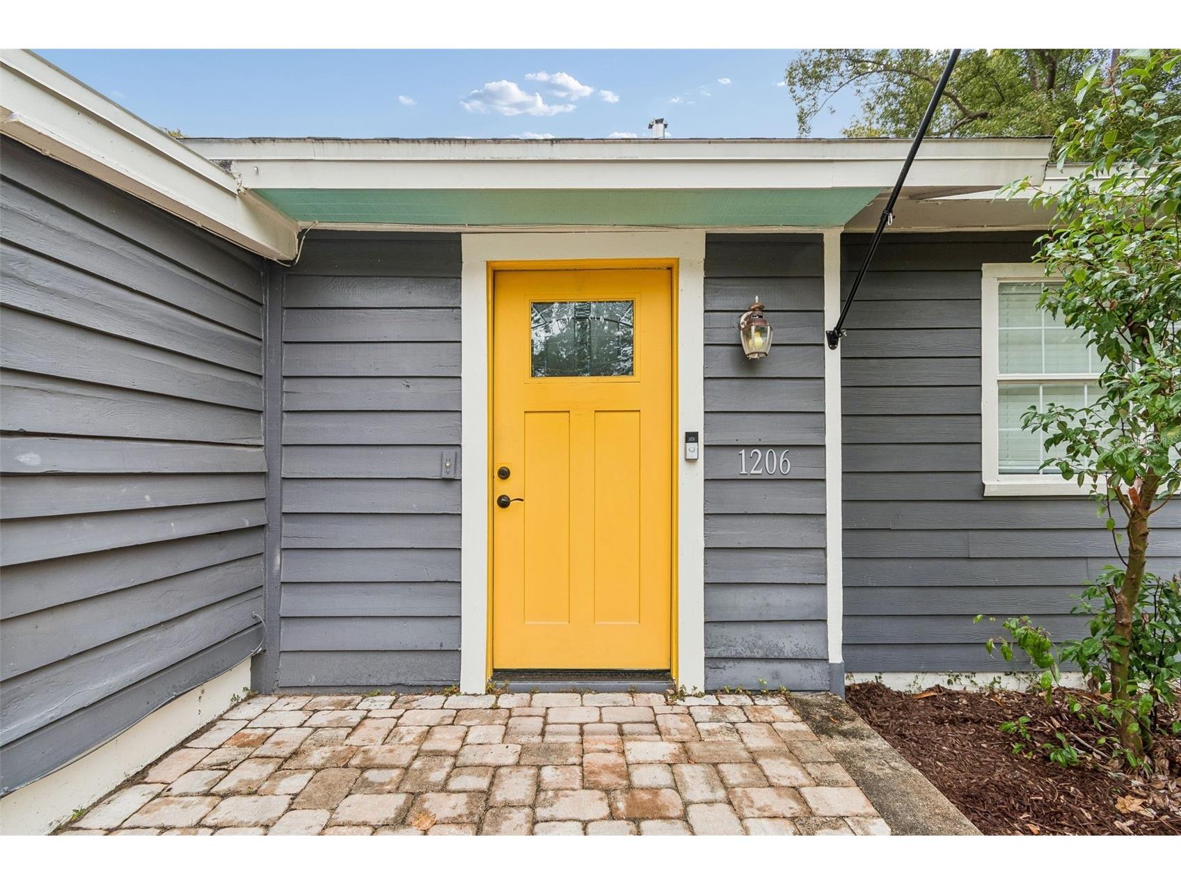 1206 E Crenshaw Street Tampa FL 33604 TB8469655 image2