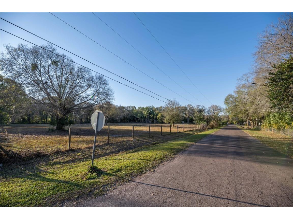 1206 Fisher Lane Brandon FL 33510 TB8383893 image2