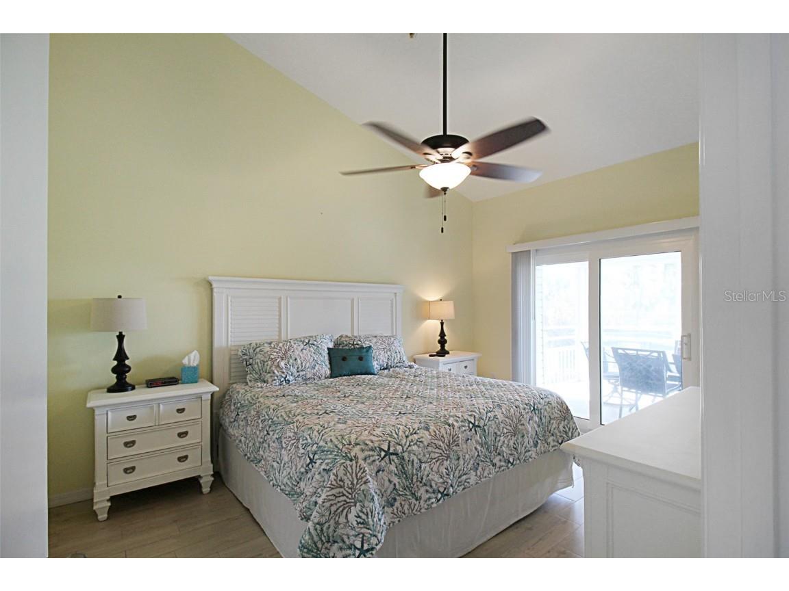 1206 Siesta Bayside Drive #1206B Sarasota FL 34242 A4648978 image27