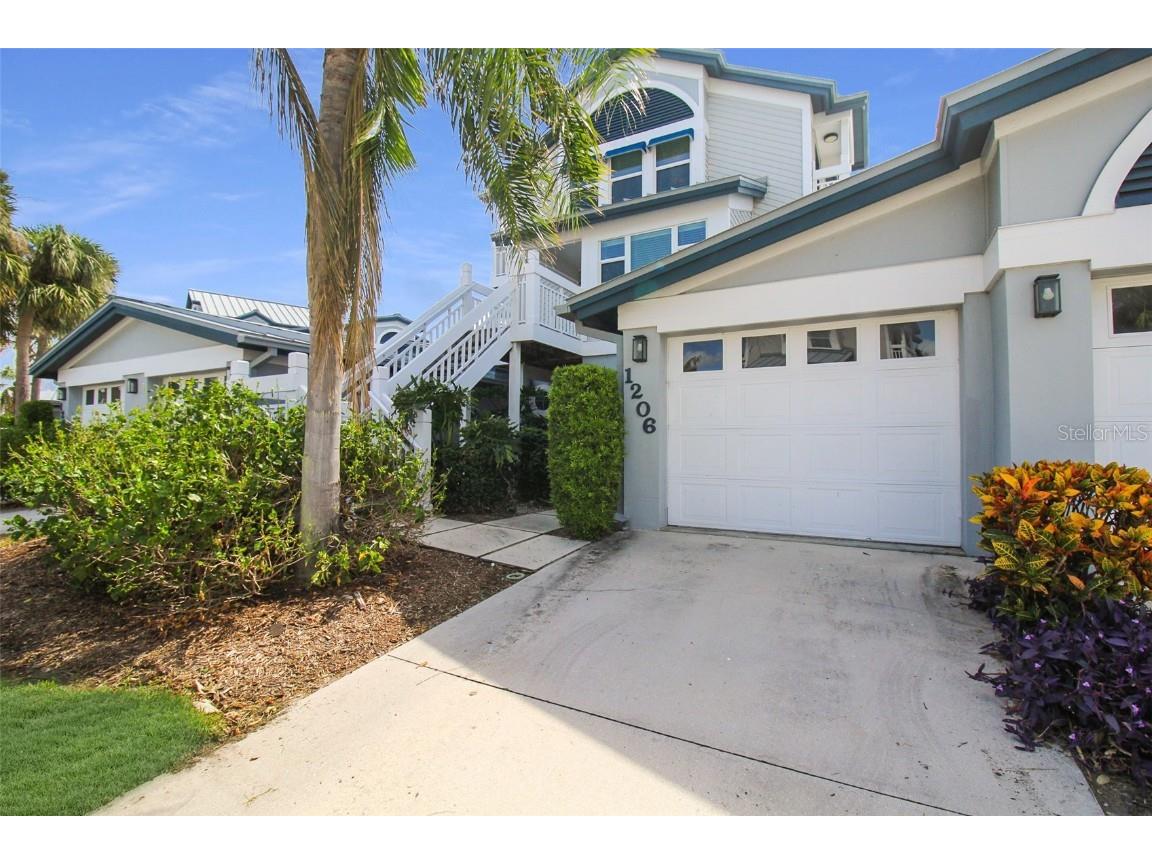 1206 Siesta Bayside Drive #1206B Sarasota FL 34242 A4648978 image3