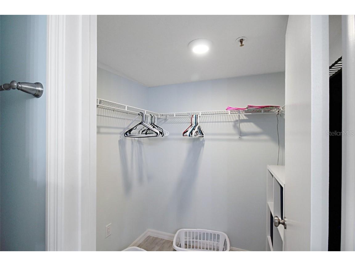 1206 Siesta Bayside Drive #1206B Sarasota FL 34242 A4648978 image32