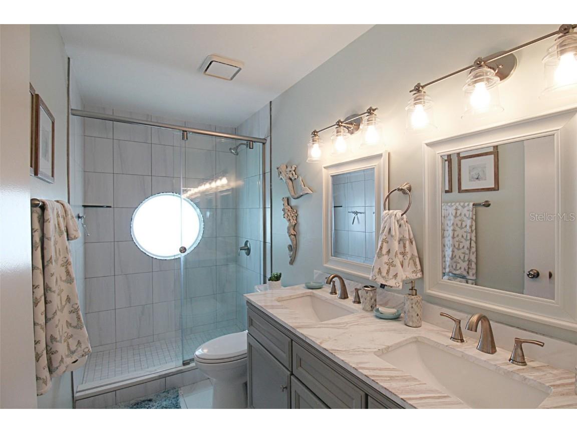 1206 Siesta Bayside Drive #1206B Sarasota FL 34242 A4648978 image39