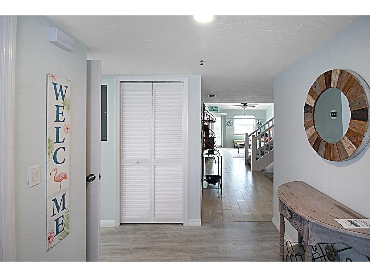 1206 Siesta Bayside Drive #1206B Sarasota FL 34242 A4688574 image3