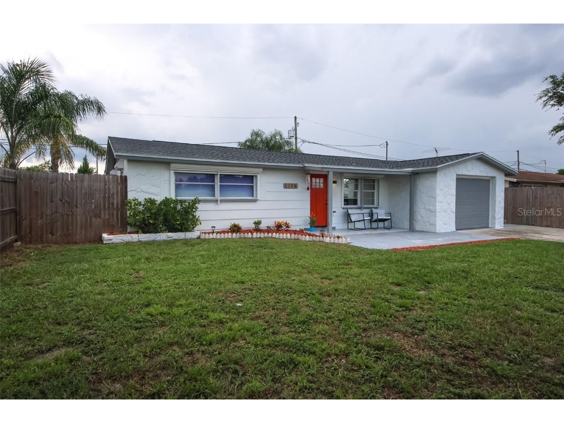 1206 Tamarac Drive Holiday FL 34690 W7878577 image1