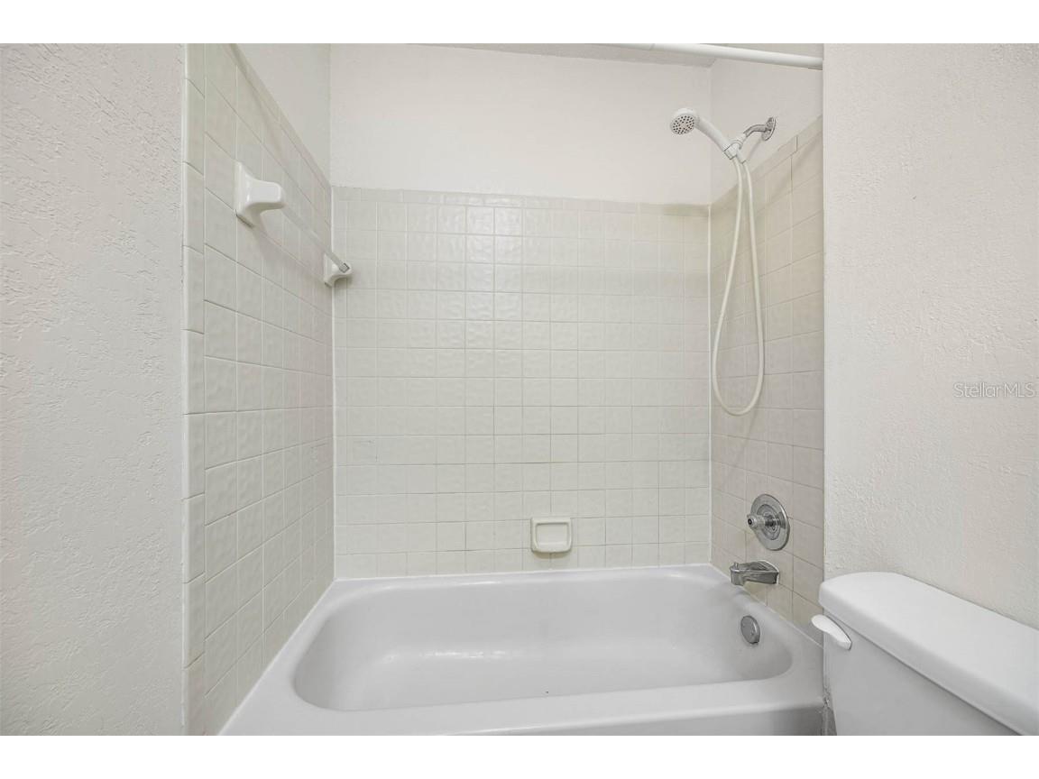 12062 Tift Circle Orlando FL 32826 O6370557 image16